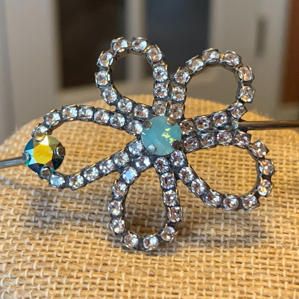 Sabika flower bracelet